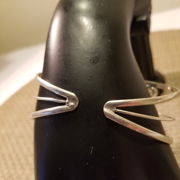 MARVELOUS BRACELET NWOT - Picture 12 of 12